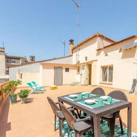 Costa Brava Acollidor Amb Gran Terrassa Per A 3 Persones *